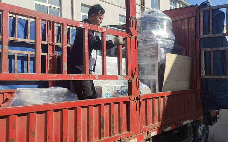 移動式低溫蒸發器發貨