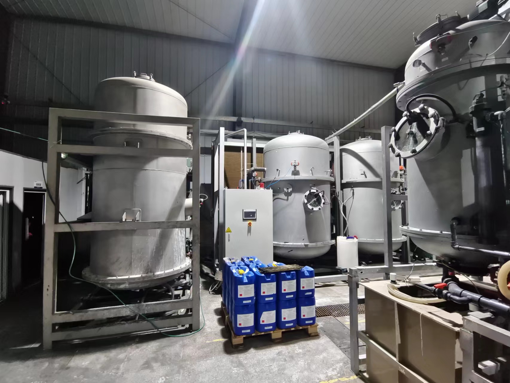 高效低溫蒸發廢水處理設備實現廢液濃縮減量90%以上！